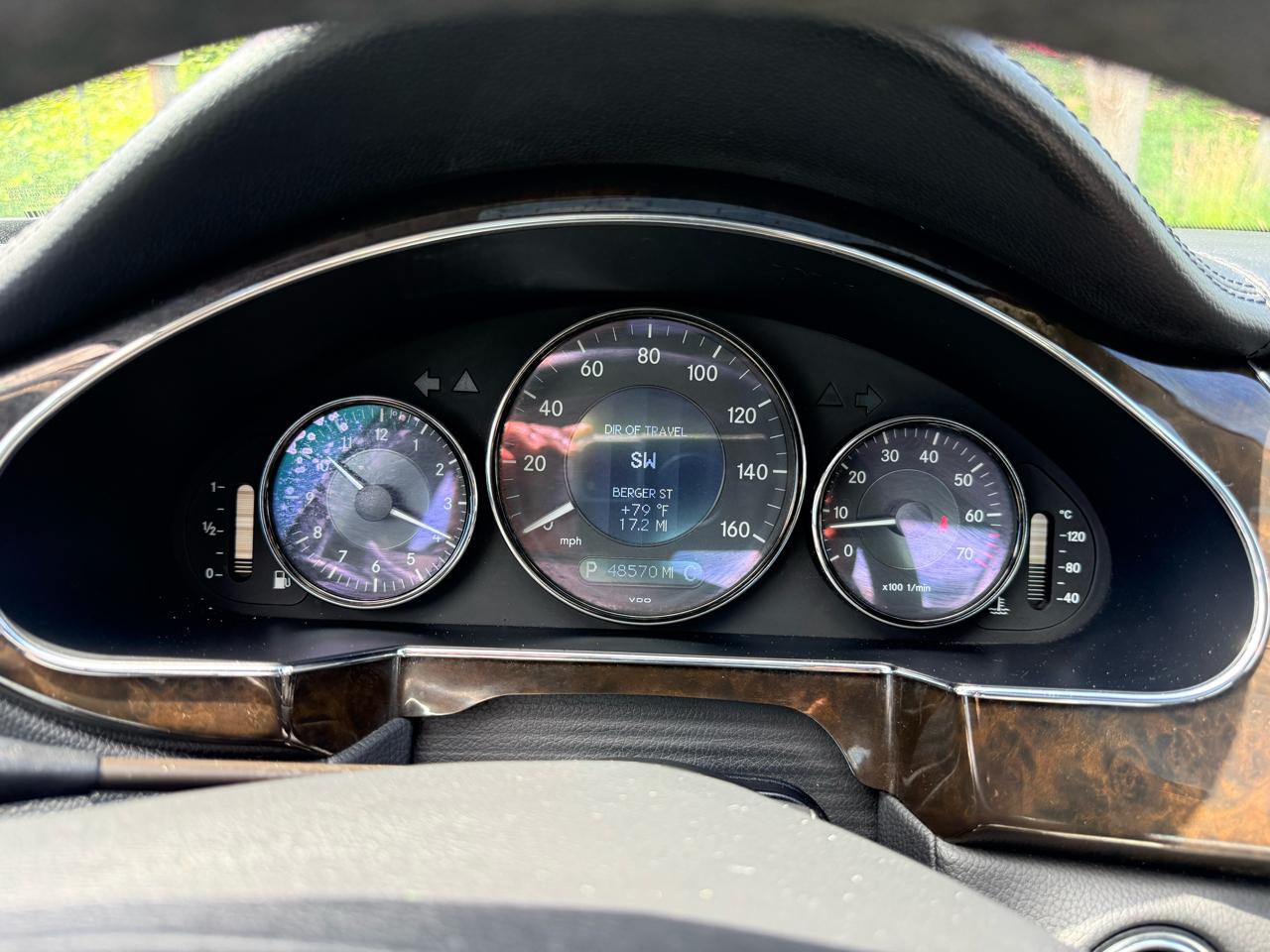 Mercedes-Benz CLS-Class 4dr Sdn 5.0L 2006