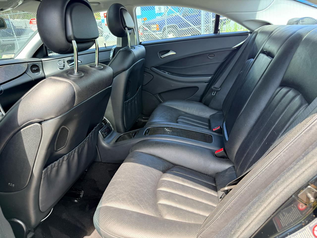 Mercedes-Benz CLS-Class 4dr Sdn 5.0L 2006