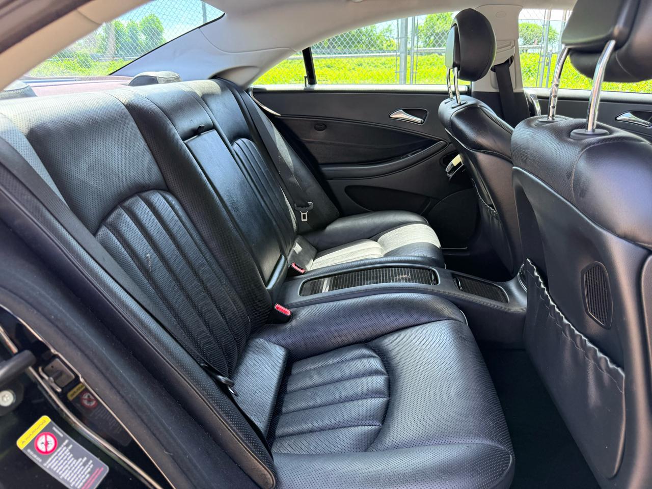 Mercedes-Benz CLS-Class 4dr Sdn 5.0L 2006