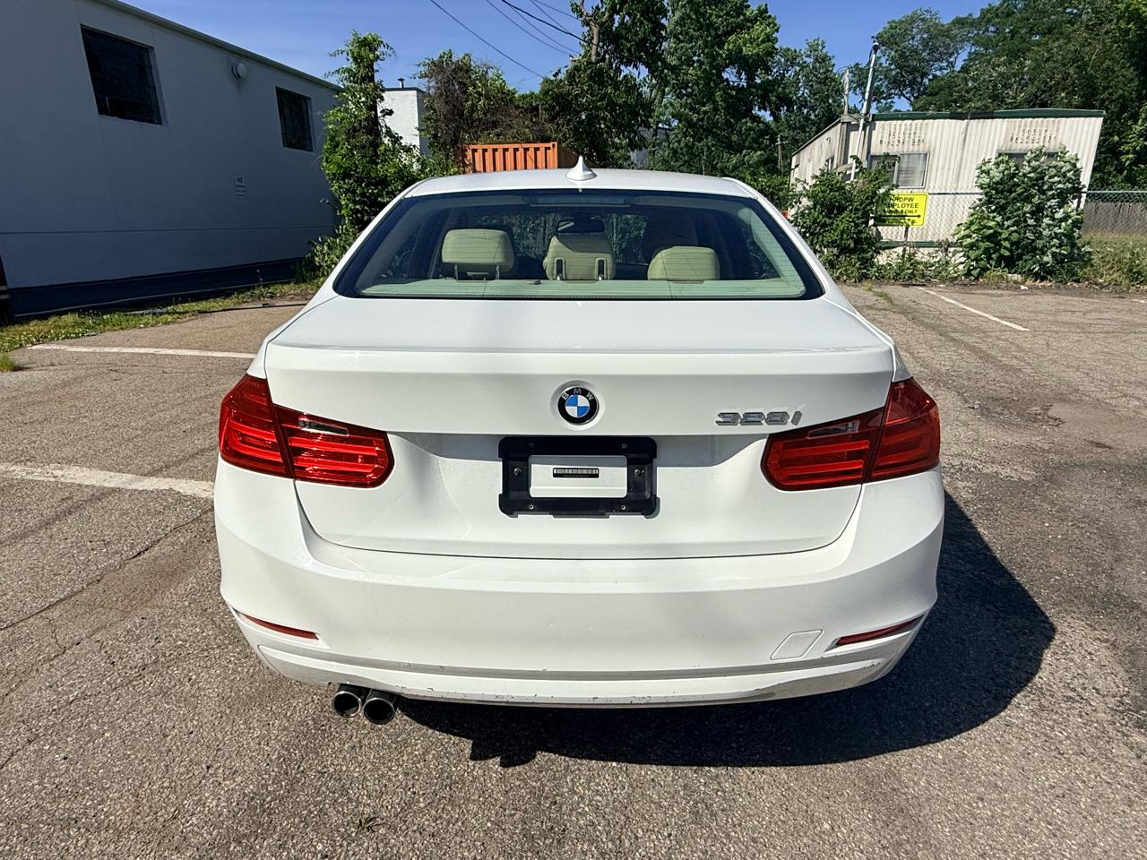 BMW 3 Series 4dr Sdn 328i RWD South Africa 2015