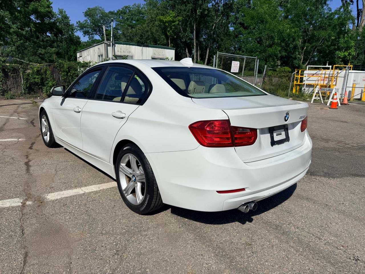 BMW 3 Series 4dr Sdn 328i RWD South Africa 2015
