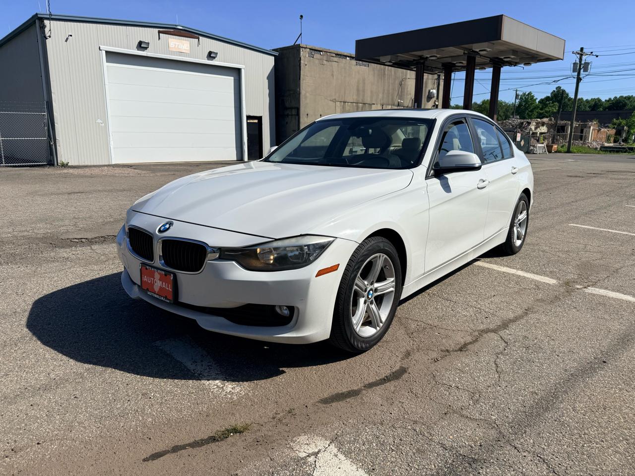 BMW 3 Series 4dr Sdn 328i RWD South Africa 2015