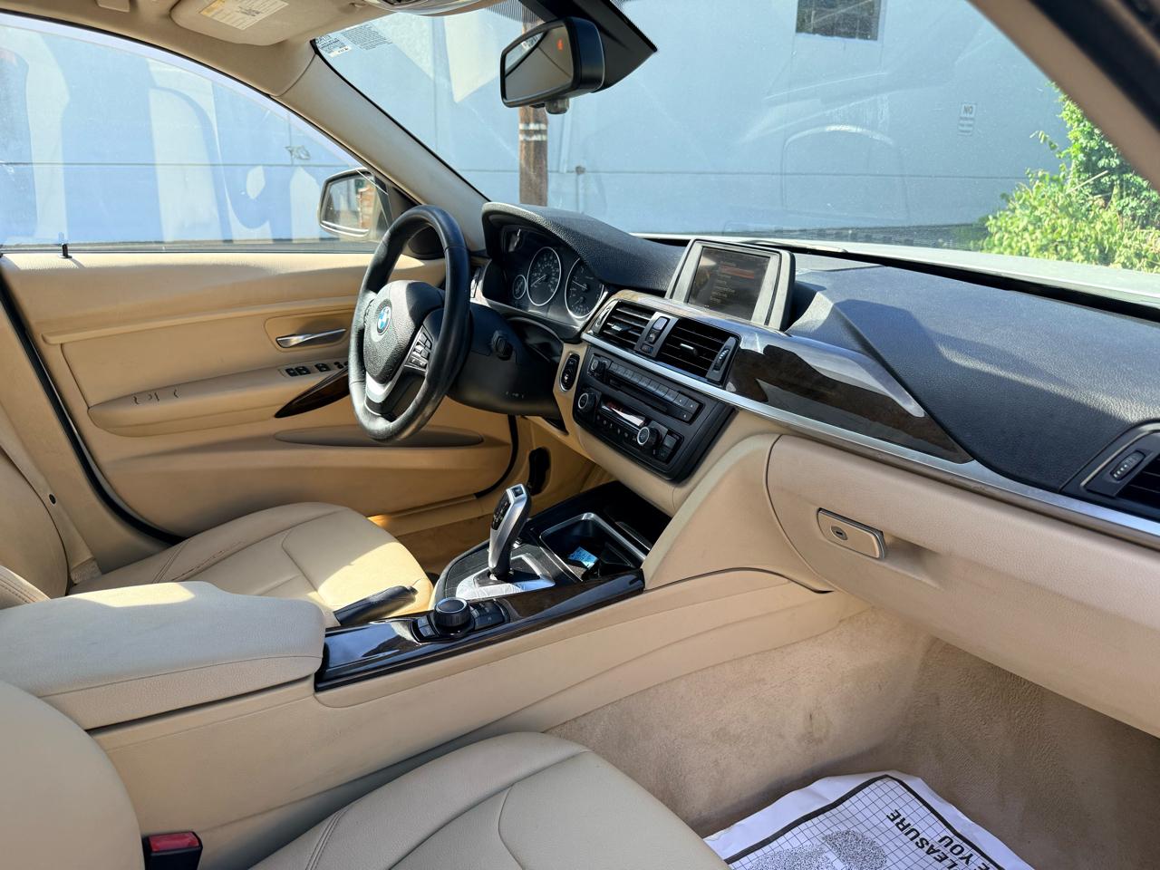 BMW 3 Series 4dr Sdn 328i RWD South Africa 2015