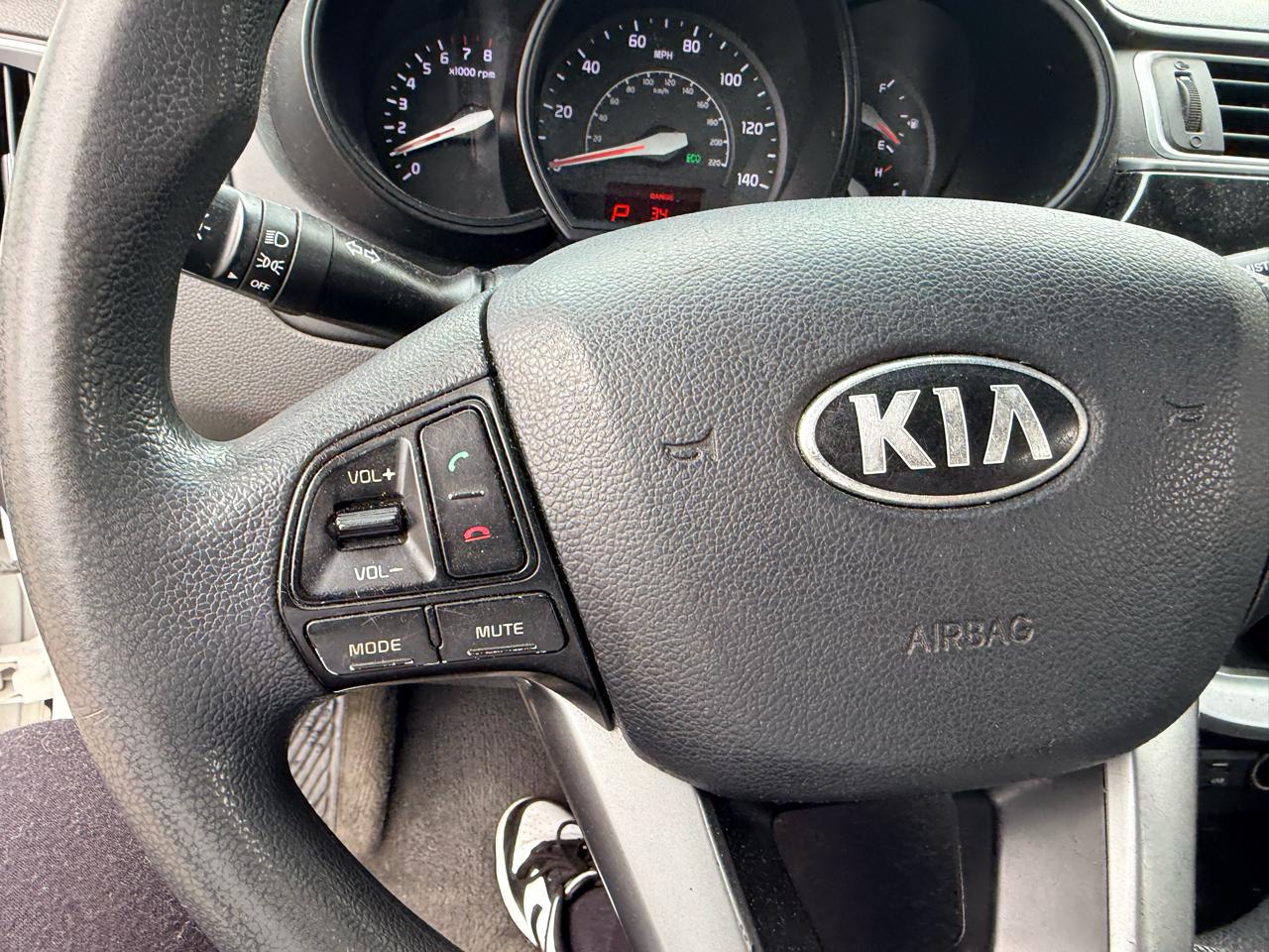 Kia Rio 4dr Sdn Auto LX 2016