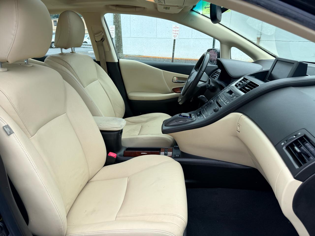 Lexus HS 250h 4dr Sdn Hybrid 2010