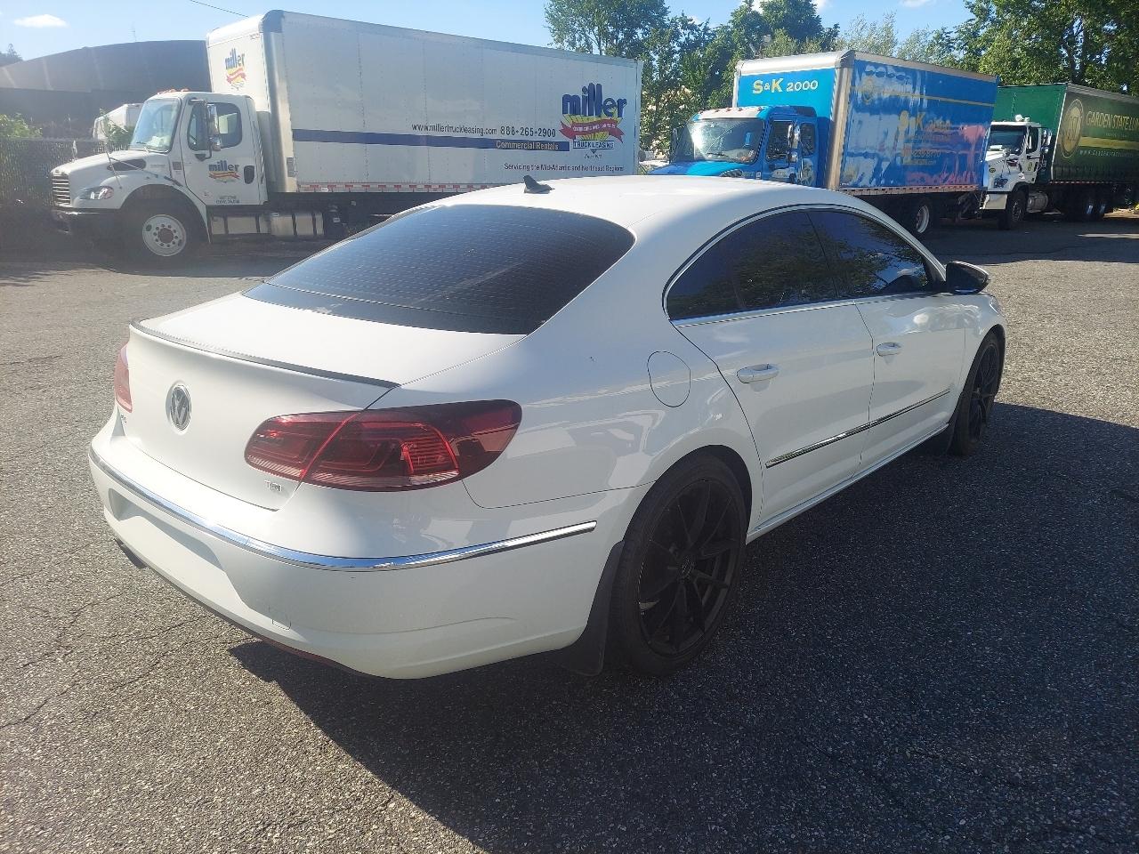 Volkswagen CC 2.0T Sport DSG PZEV 2017