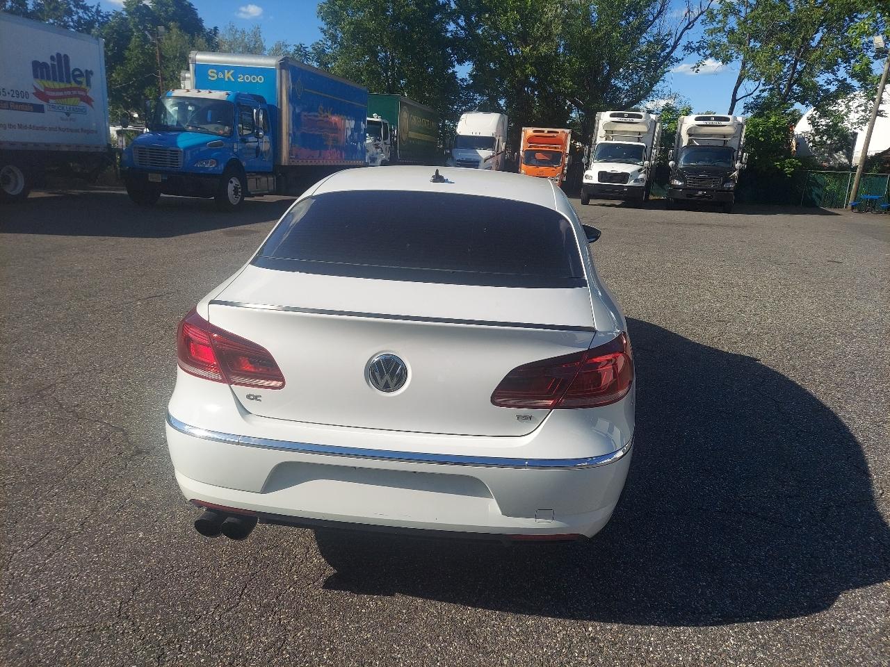 Volkswagen CC 2.0T Sport DSG PZEV 2017