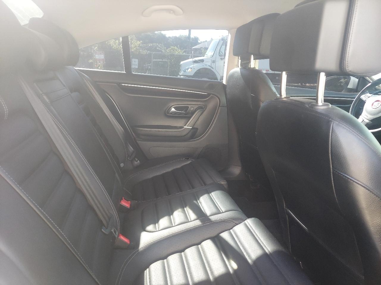 Volkswagen CC 2.0T Sport DSG PZEV 2017
