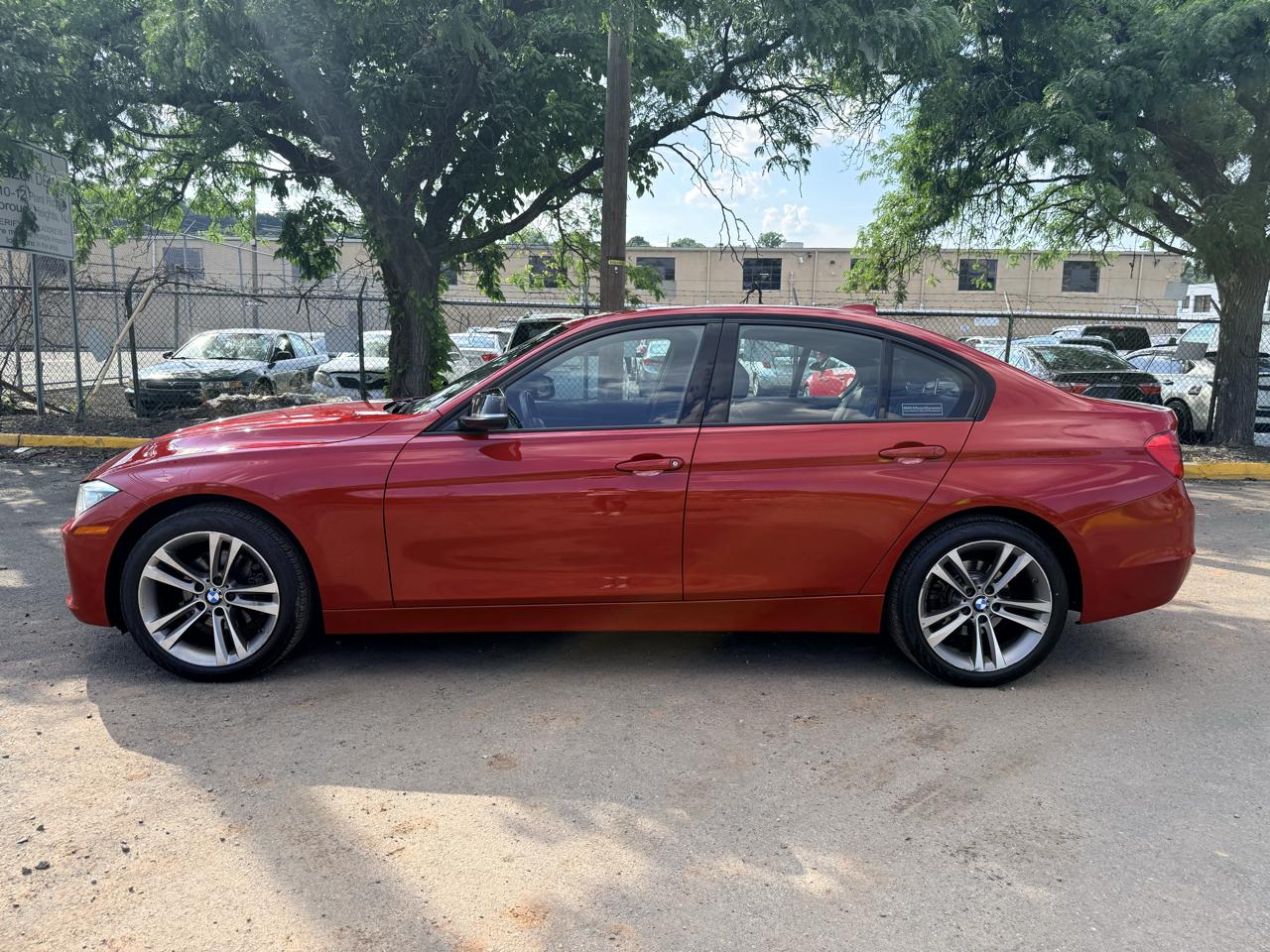 BMW 3 Series 4dr Sdn 328i xDrive AWD SULEV South Africa 2013