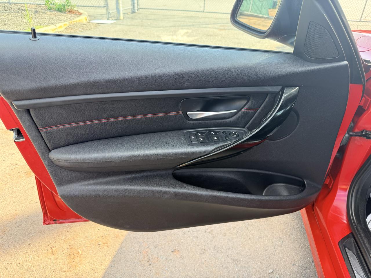 BMW 3 Series 4dr Sdn 328i xDrive AWD SULEV South Africa 2013