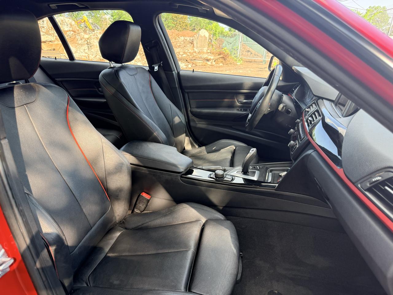 BMW 3 Series 4dr Sdn 328i xDrive AWD SULEV South Africa 2013