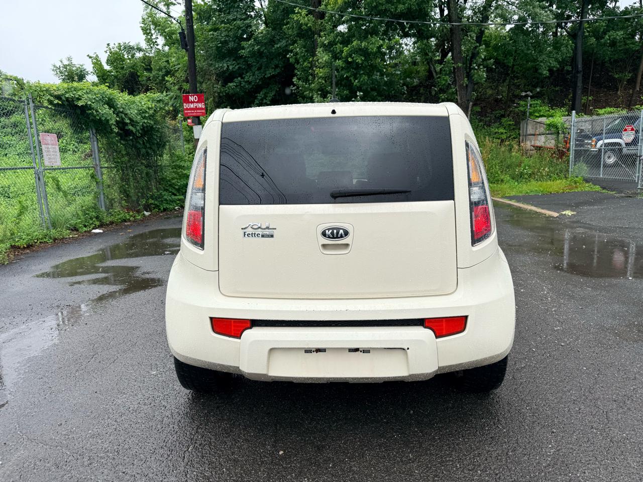 Kia Soul 5dr Wgn Auto ! 2011