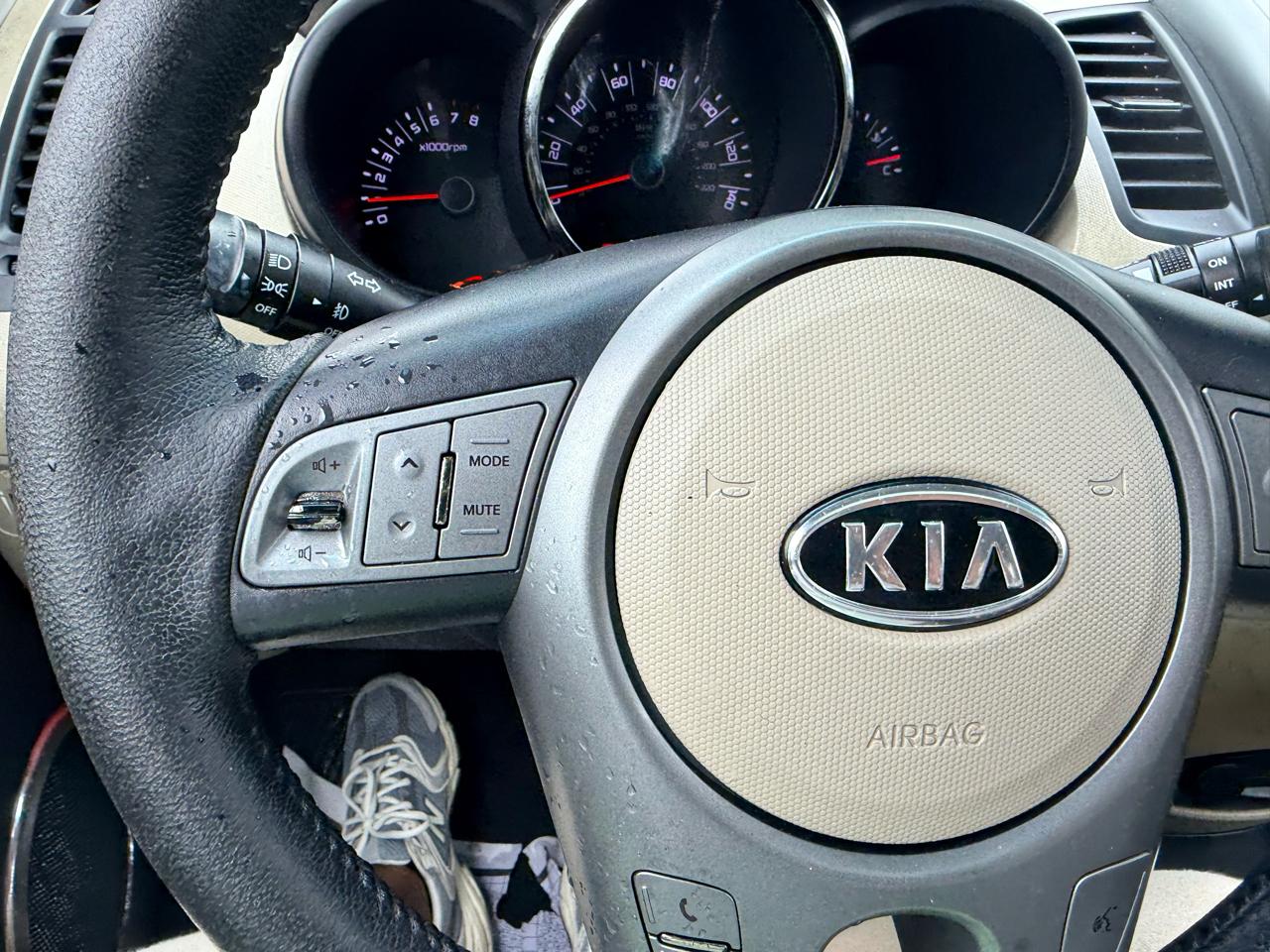 Kia Soul 5dr Wgn Auto ! 2011