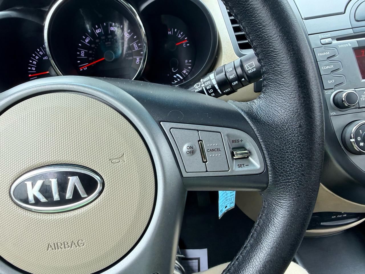 Kia Soul 5dr Wgn Auto ! 2011