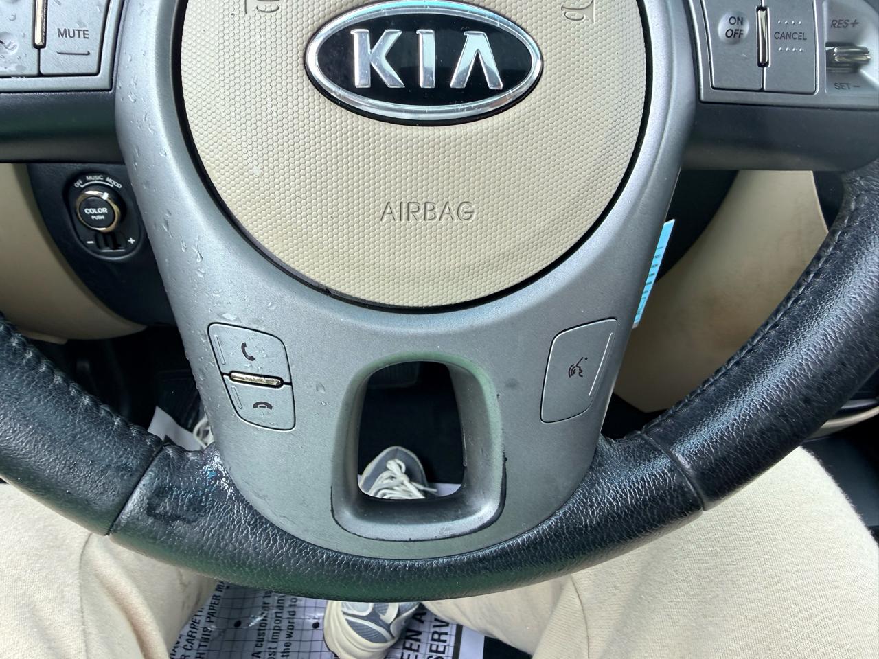 Kia Soul 5dr Wgn Auto ! 2011