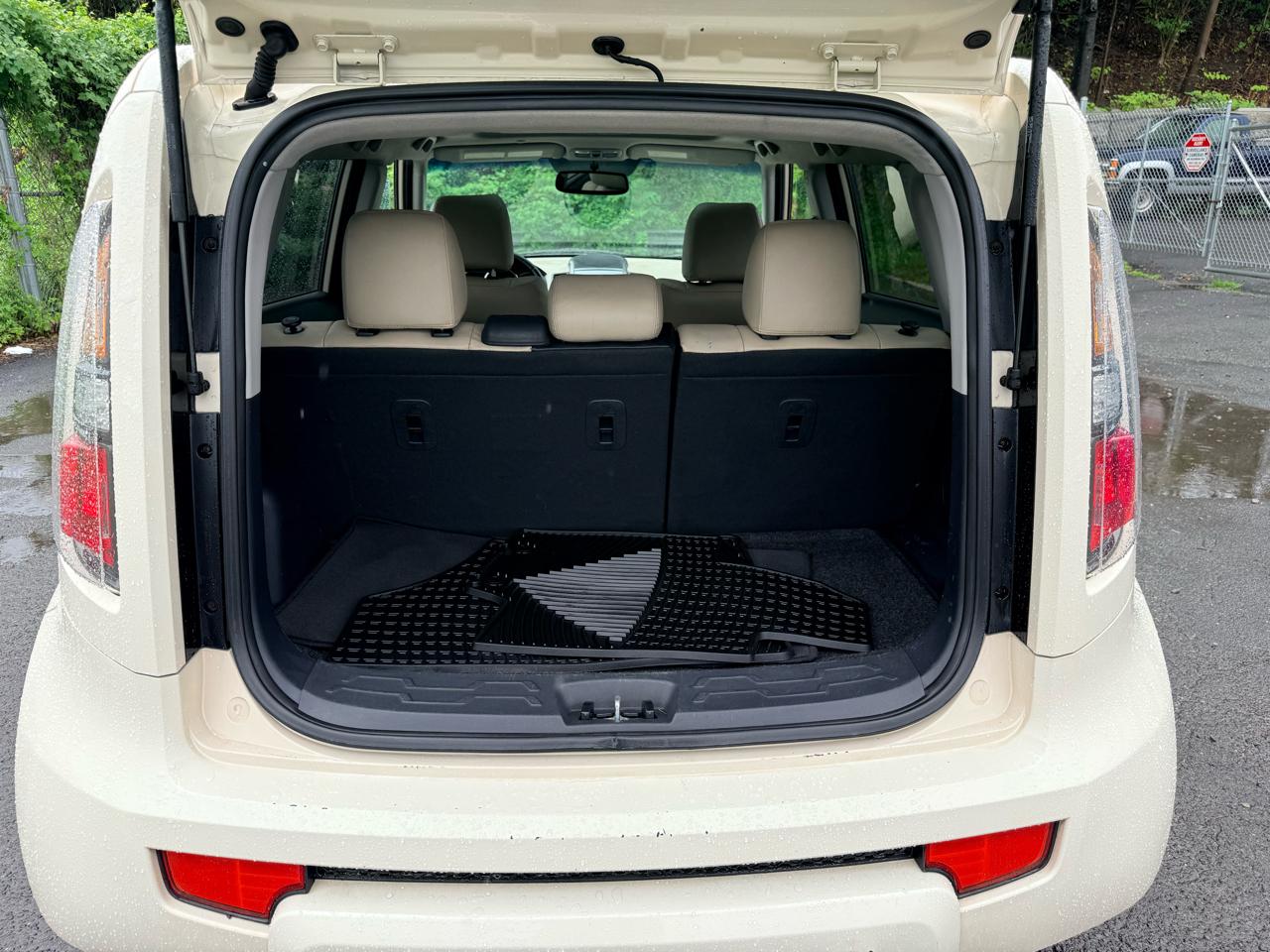 Kia Soul 5dr Wgn Auto ! 2011