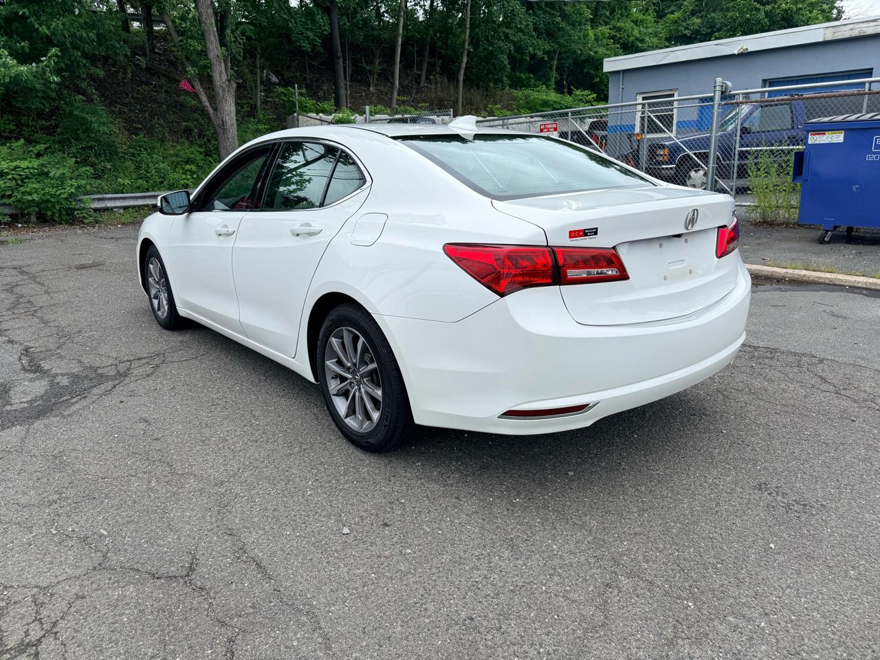 Acura TLX 2.4L FWD 2018