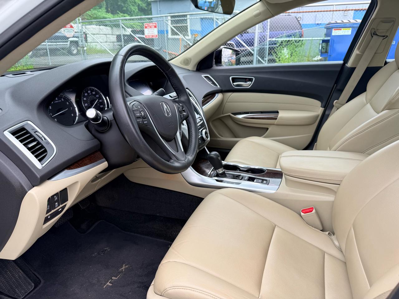 Acura TLX 2.4L FWD 2018
