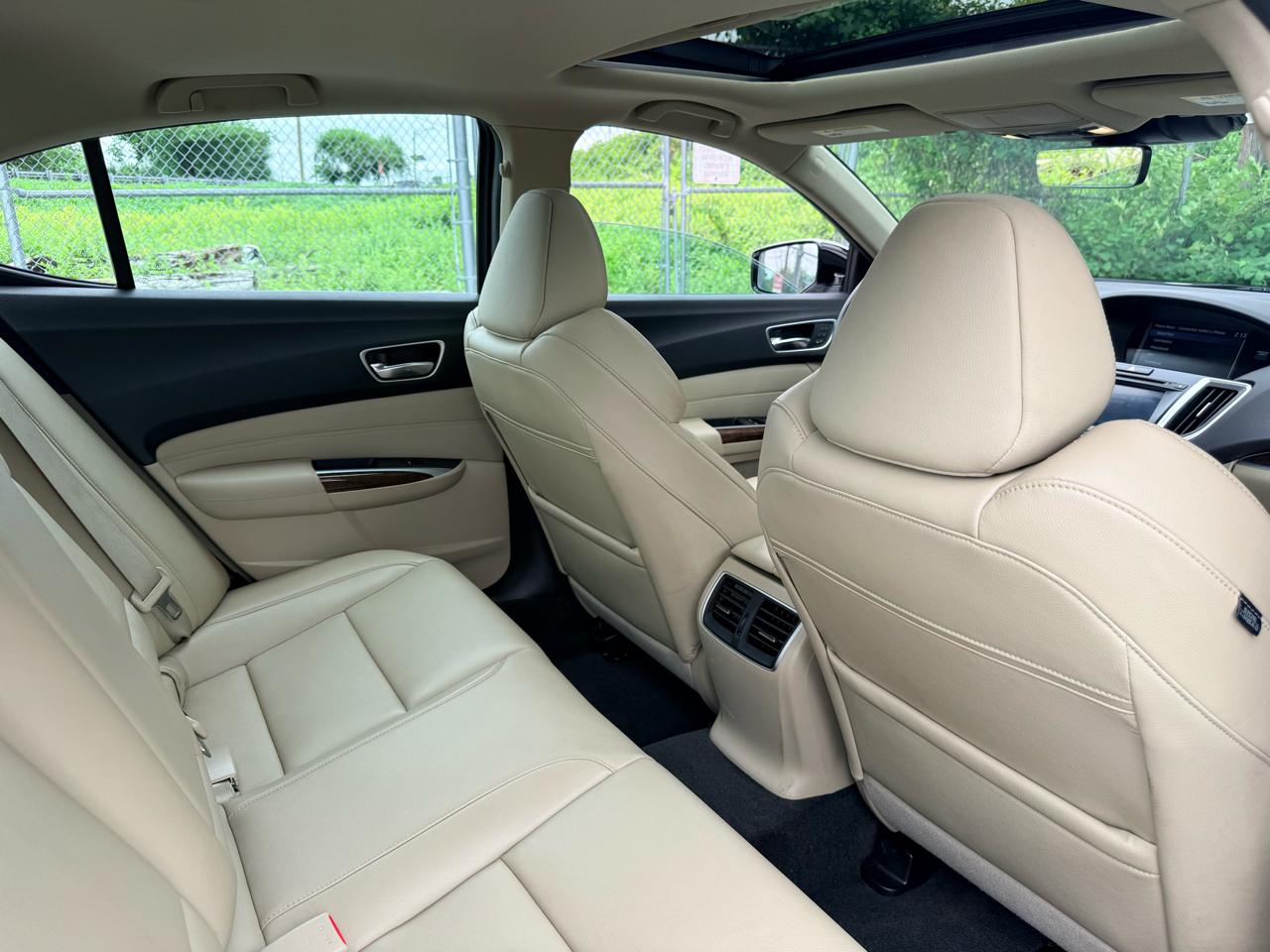 Acura TLX 2.4L FWD 2018