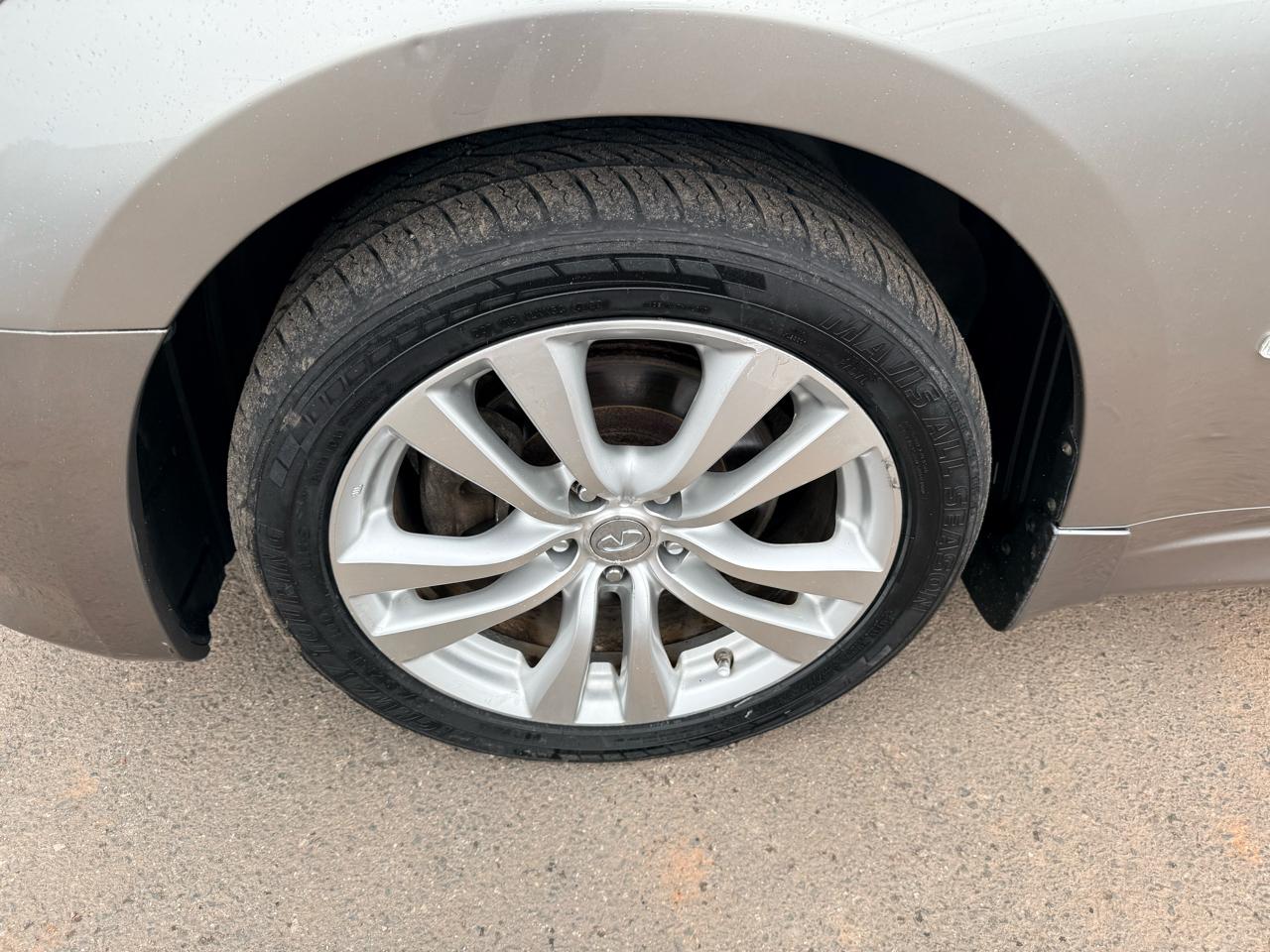 Infiniti M35 4dr Sdn RWD 2008