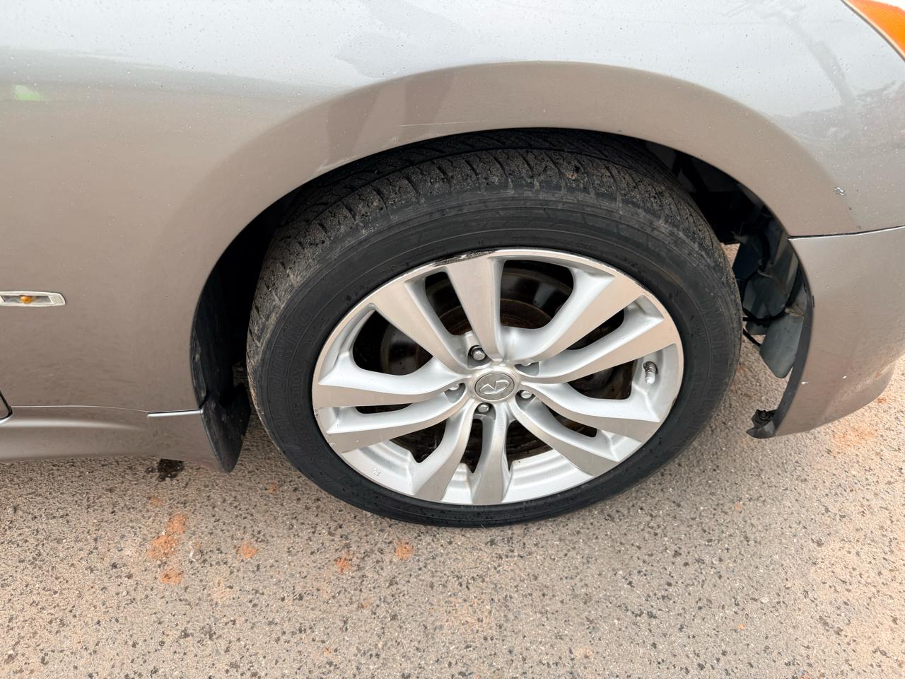 Infiniti M35 4dr Sdn RWD 2008