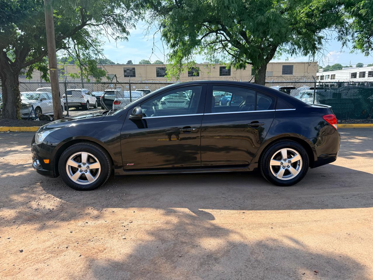Chevrolet Cruze 4dr Sdn LT w/1LT 2012