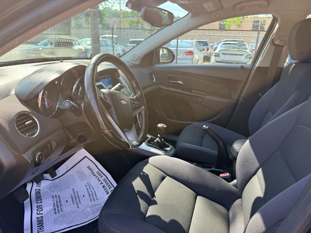 Chevrolet Cruze 4dr Sdn LT w/1LT 2012