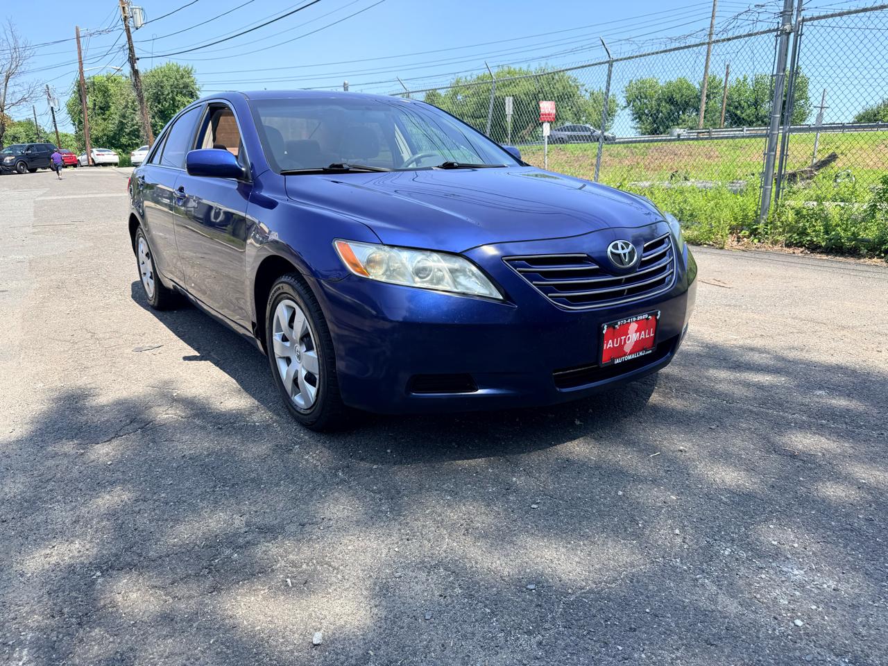 Toyota Camry 4dr Sdn I4 Auto XLE (Natl) 2007