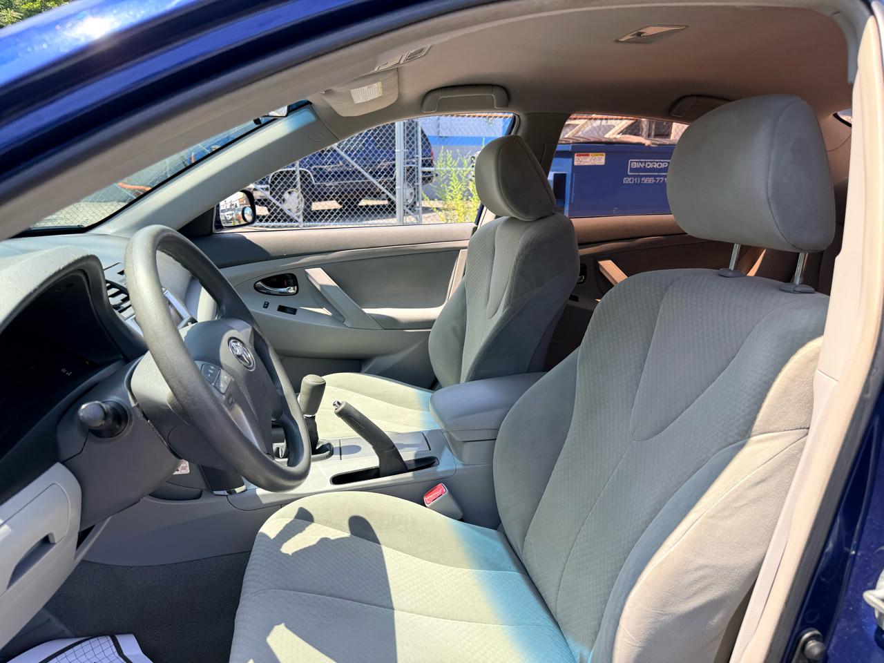 Toyota Camry 4dr Sdn I4 Auto XLE (Natl) 2007