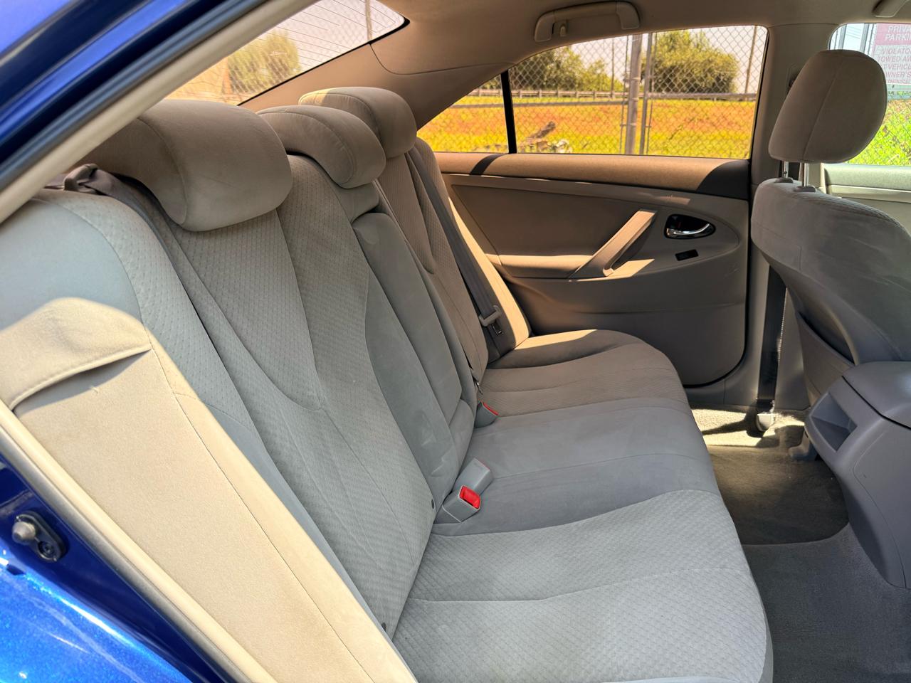 Toyota Camry 4dr Sdn I4 Auto XLE (Natl) 2007