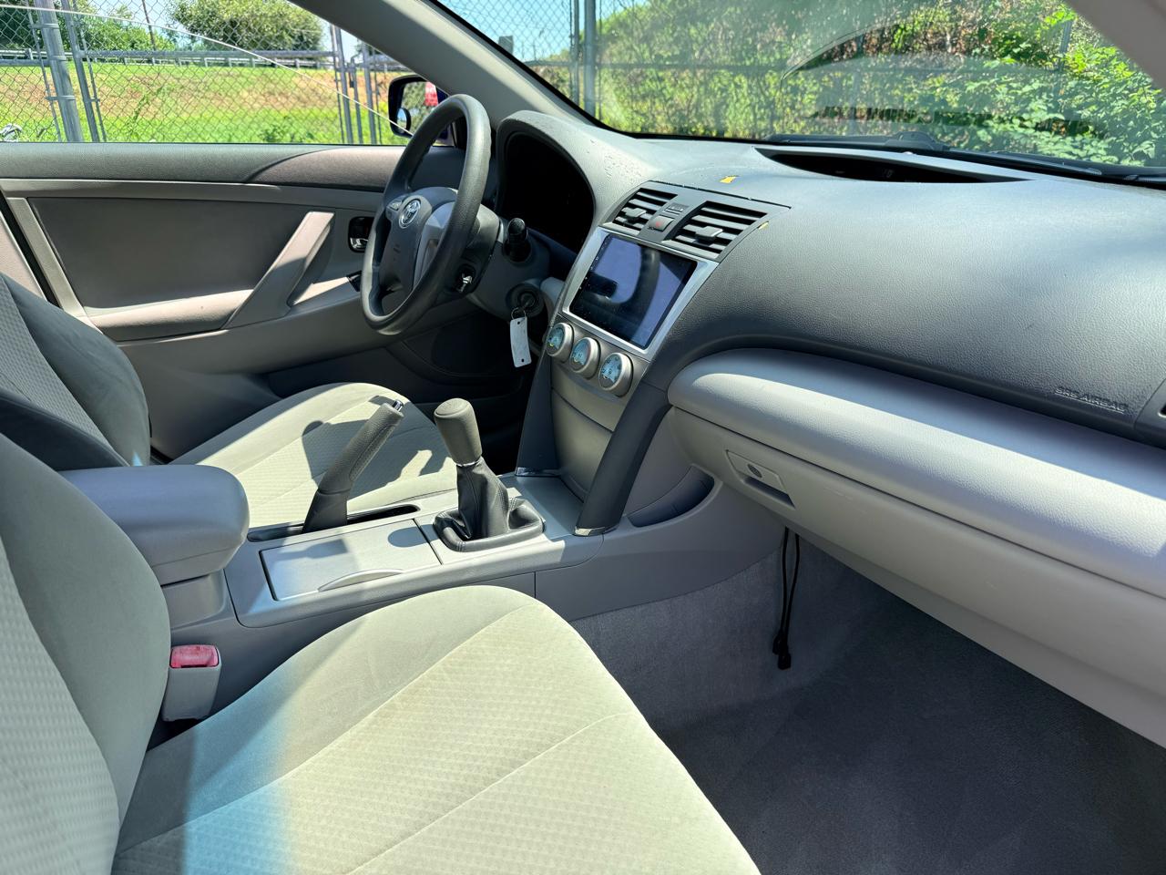 Toyota Camry 4dr Sdn I4 Auto XLE (Natl) 2007