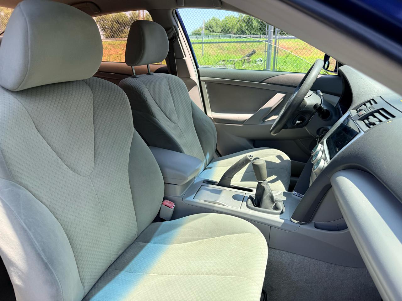 Toyota Camry 4dr Sdn I4 Auto XLE (Natl) 2007