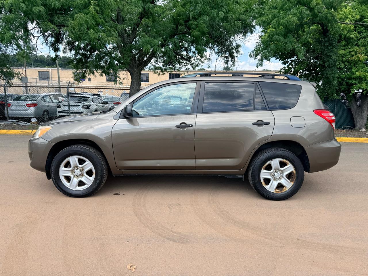Toyota RAV4 4WD 4dr 4-cyl 4-Spd AT (Natl) 2009
