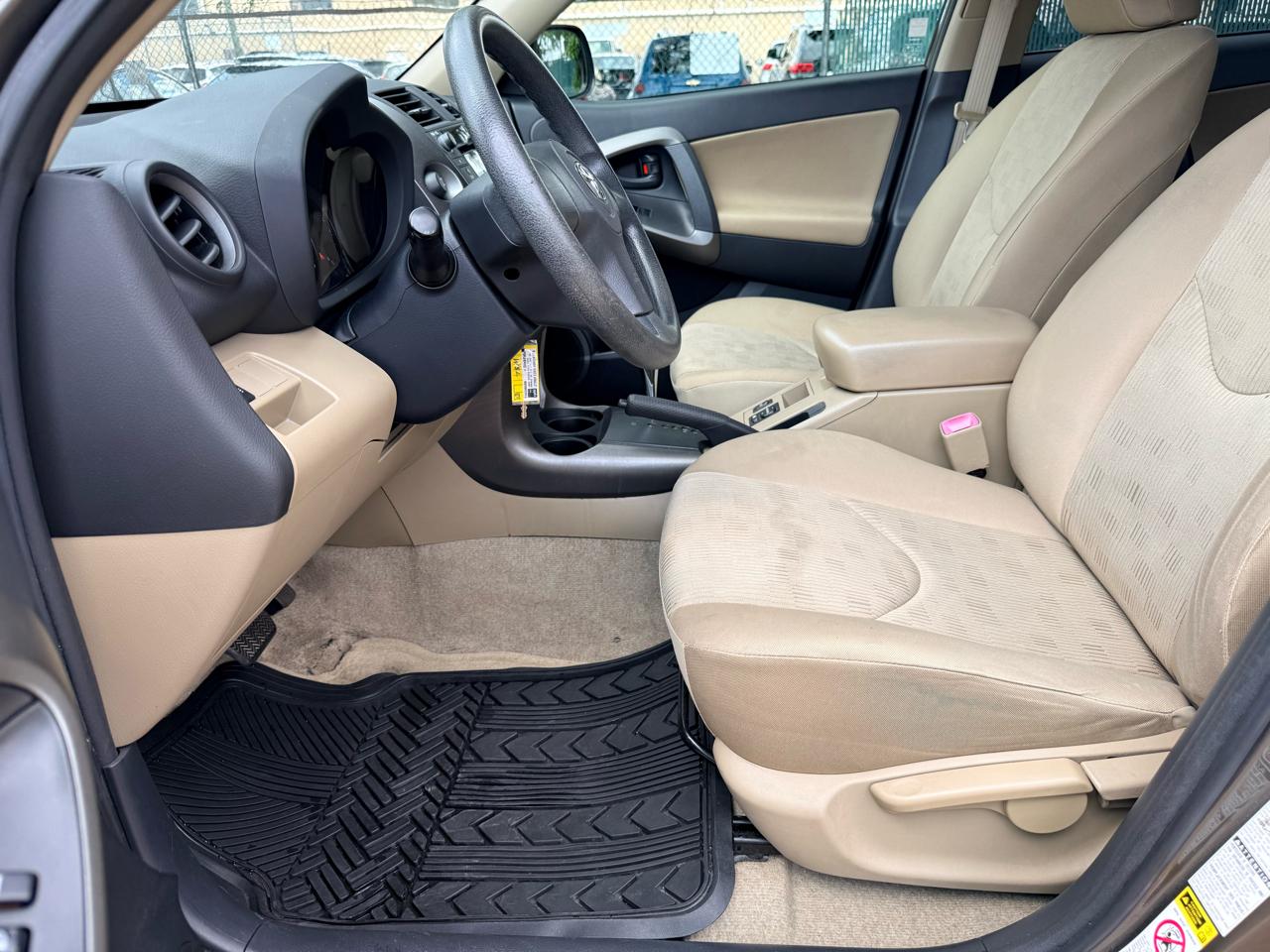 Toyota RAV4 4WD 4dr 4-cyl 4-Spd AT (Natl) 2009