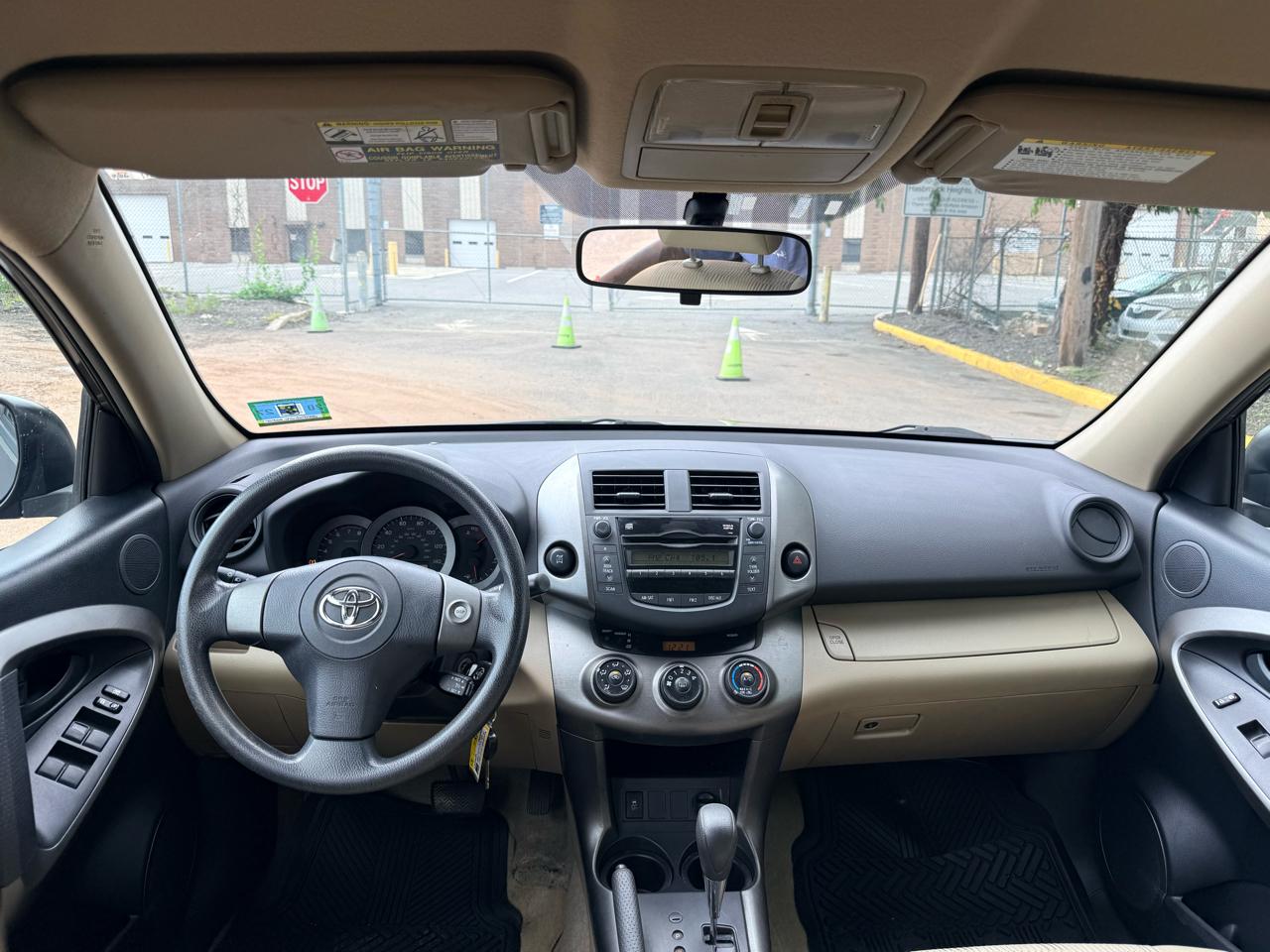 Toyota RAV4 4WD 4dr 4-cyl 4-Spd AT (Natl) 2009