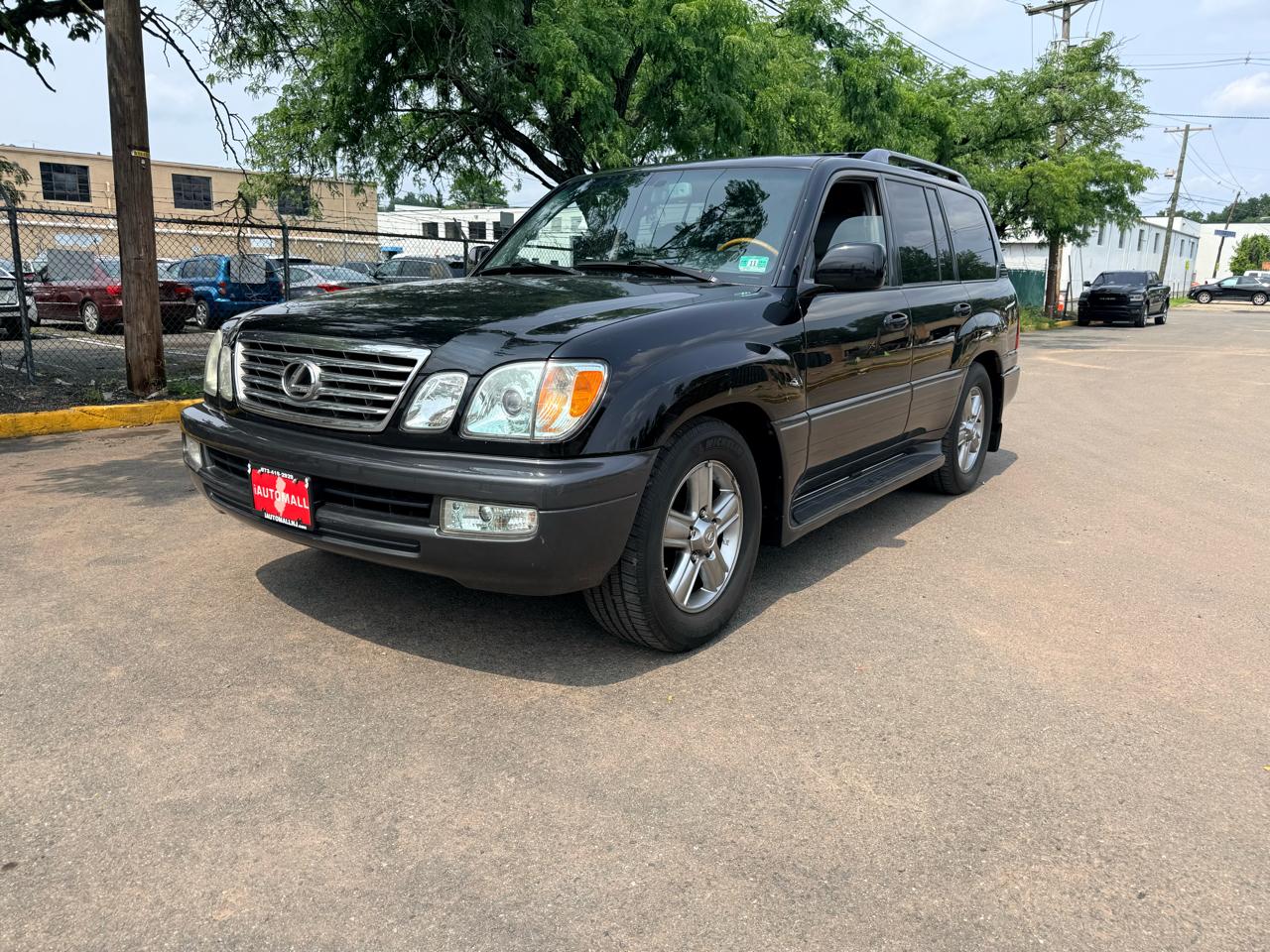 Lexus LX 470 4dr SUV 2006
