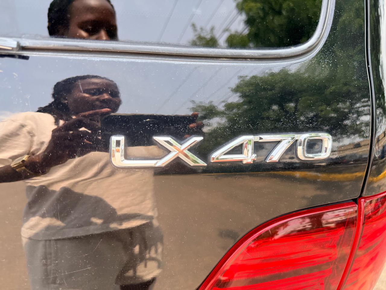 Lexus LX 470 4dr SUV 2006