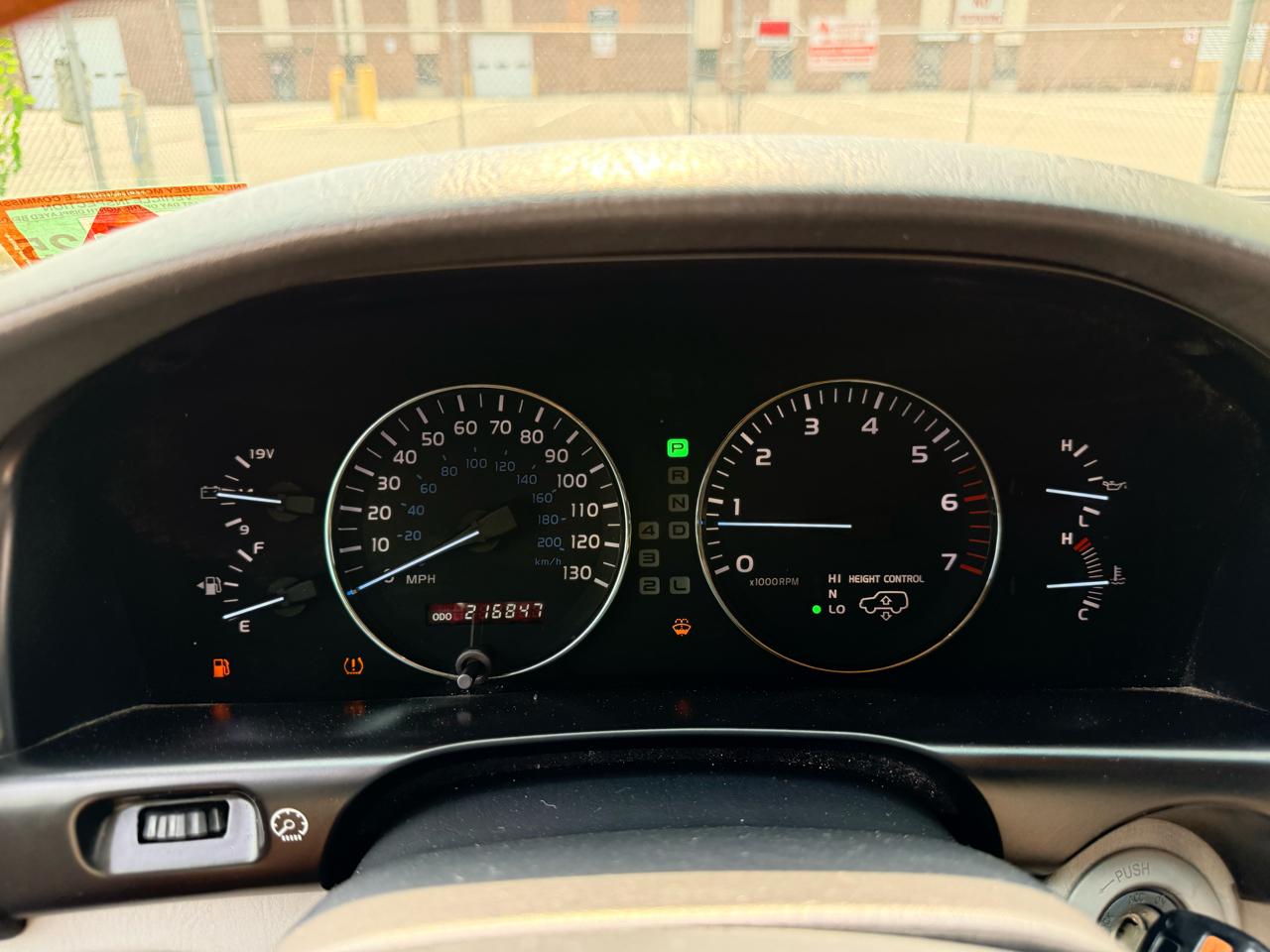 Lexus LX 470 4dr SUV 2006