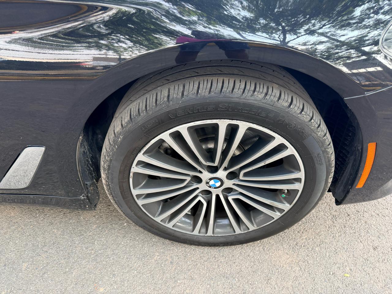 BMW 5 Series 530i xDrive Sedan 2018