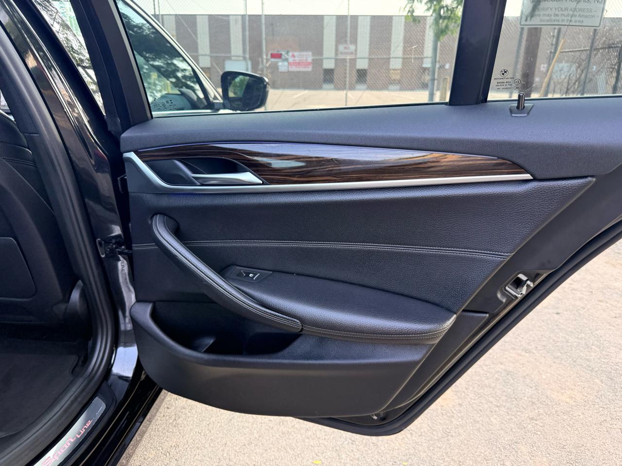 BMW 5 Series 530i xDrive Sedan 2018