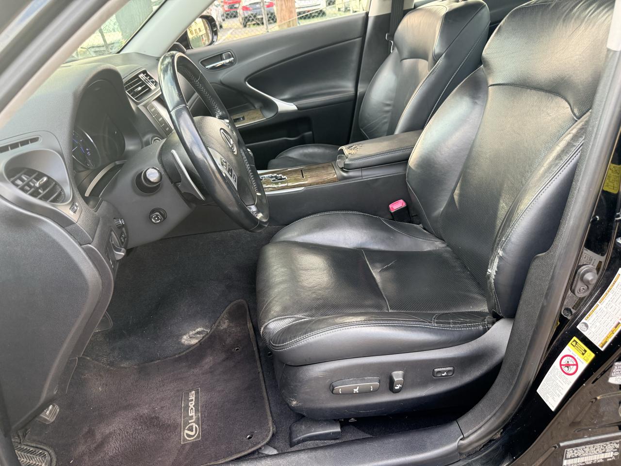 Lexus IS 250 4dr Sport Sdn Auto AWD 2011