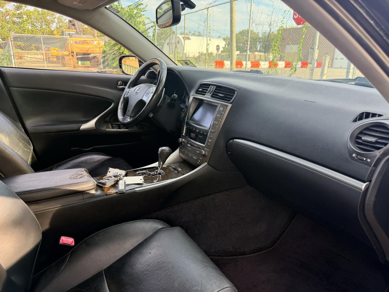 Lexus IS 250 4dr Sport Sdn Auto AWD 2011