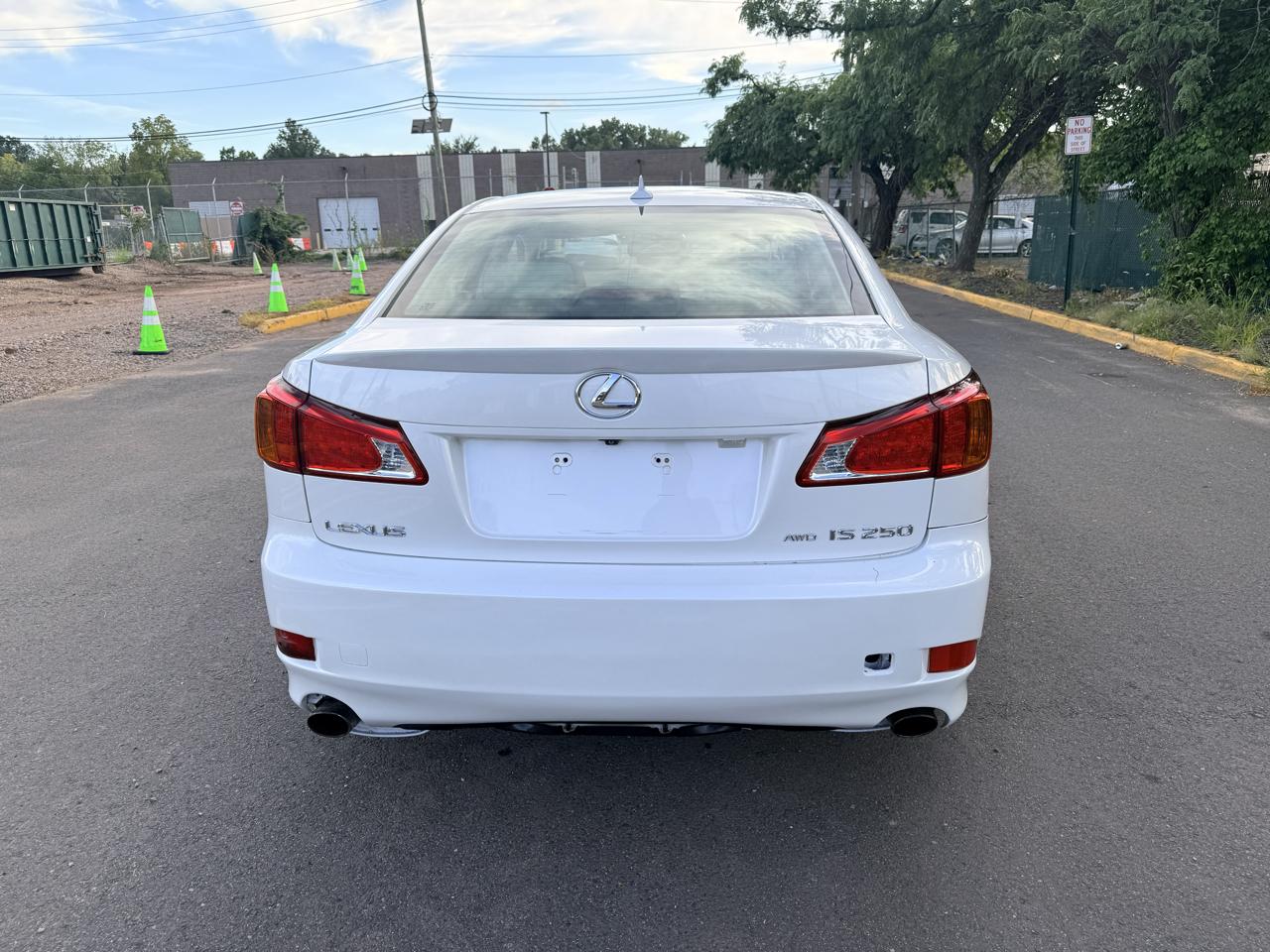 Lexus IS 250 4dr Sport Sdn Auto AWD 2010