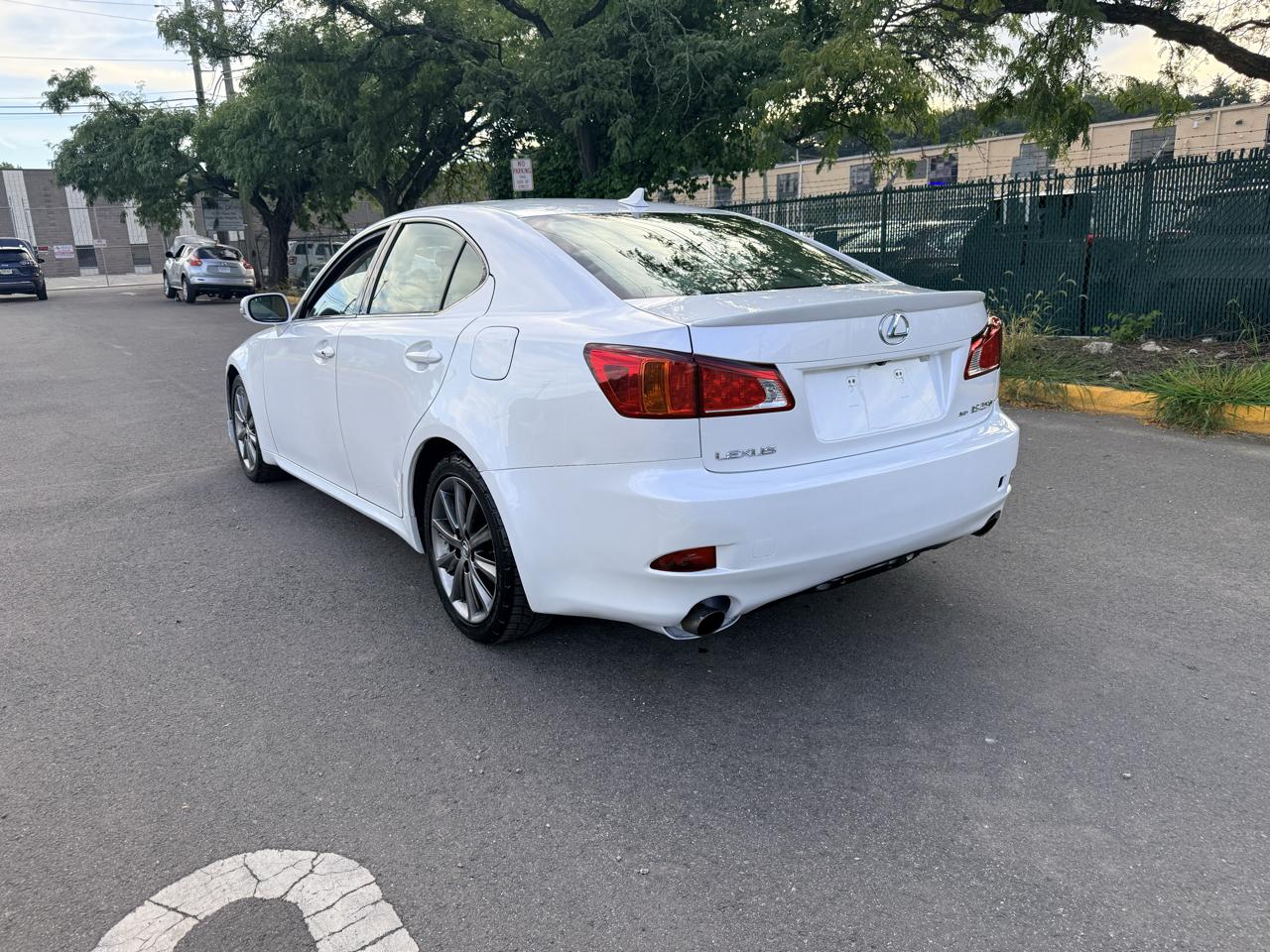 Lexus IS 250 4dr Sport Sdn Auto AWD 2010