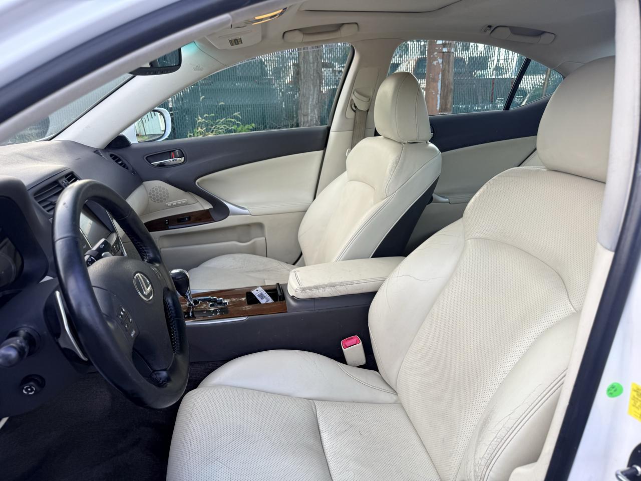 Lexus IS 250 4dr Sport Sdn Auto AWD 2010