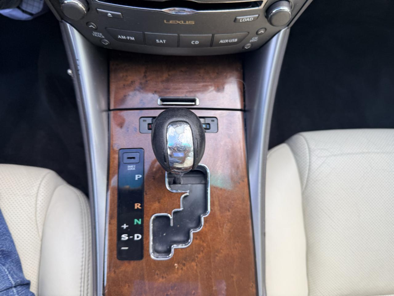 Lexus IS 250 4dr Sport Sdn Auto AWD 2010
