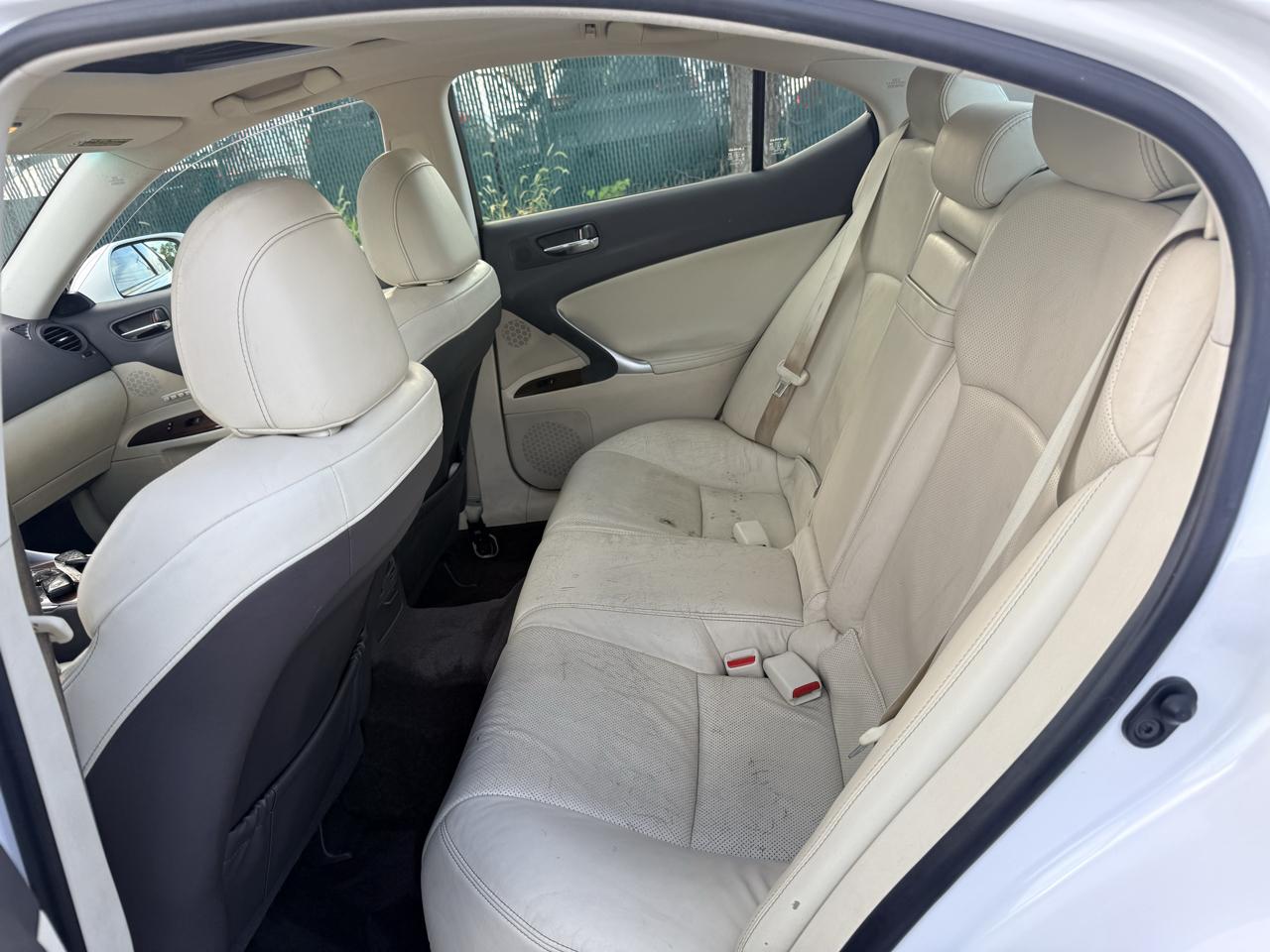Lexus IS 250 4dr Sport Sdn Auto AWD 2010