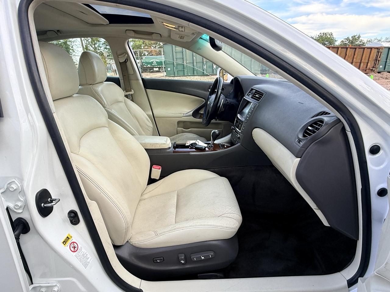 Lexus IS 250 4dr Sport Sdn Auto AWD 2010