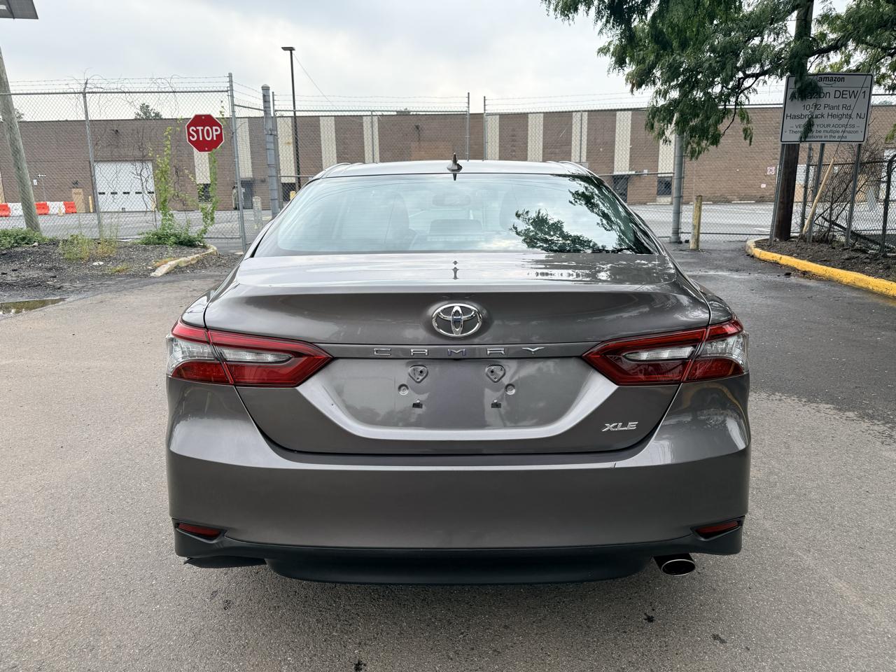 Toyota Camry XLE Auto (Natl) 2021