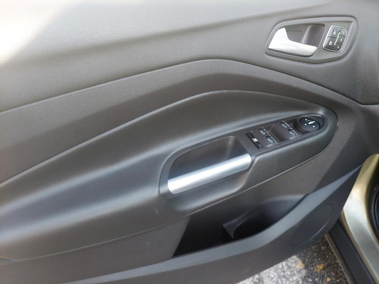 Ford Escape 4WD 4dr SEL 2013